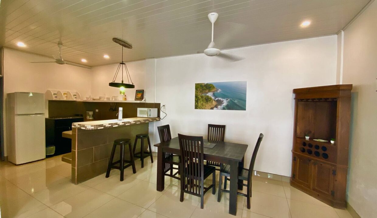 18Casa las Playas Jaco
