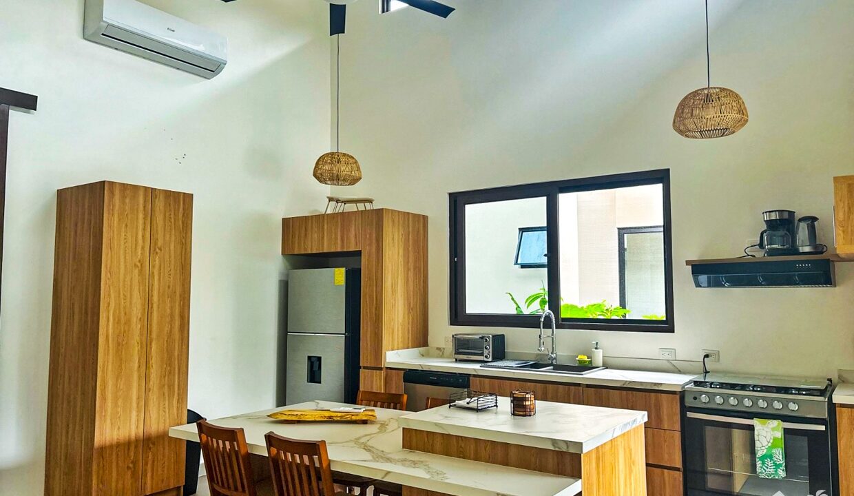 WhatsApp Image 2025-10-10 at 1.11.03 p. m.