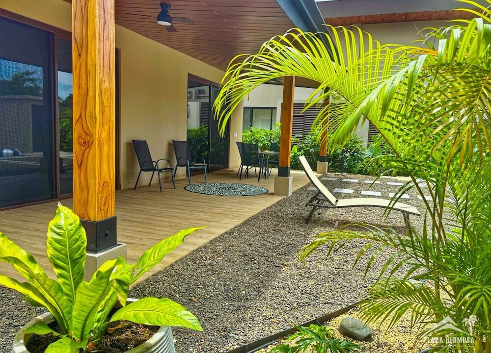 WhatsApp Image 2025-10-10 at 1.12.44 p. m.